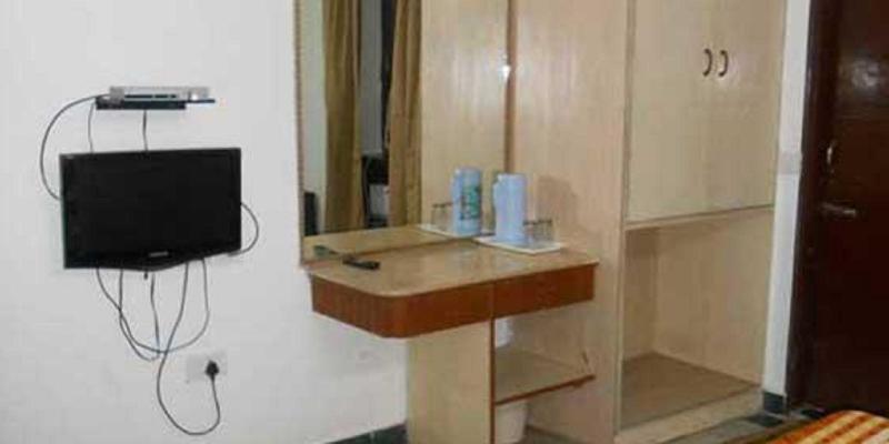 Oyo 16147 Jyoti Continental Agra 3* Agra (Uttar Pradesh)
