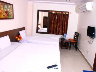 Oyo 16147 Jyoti Continental Agra 3*