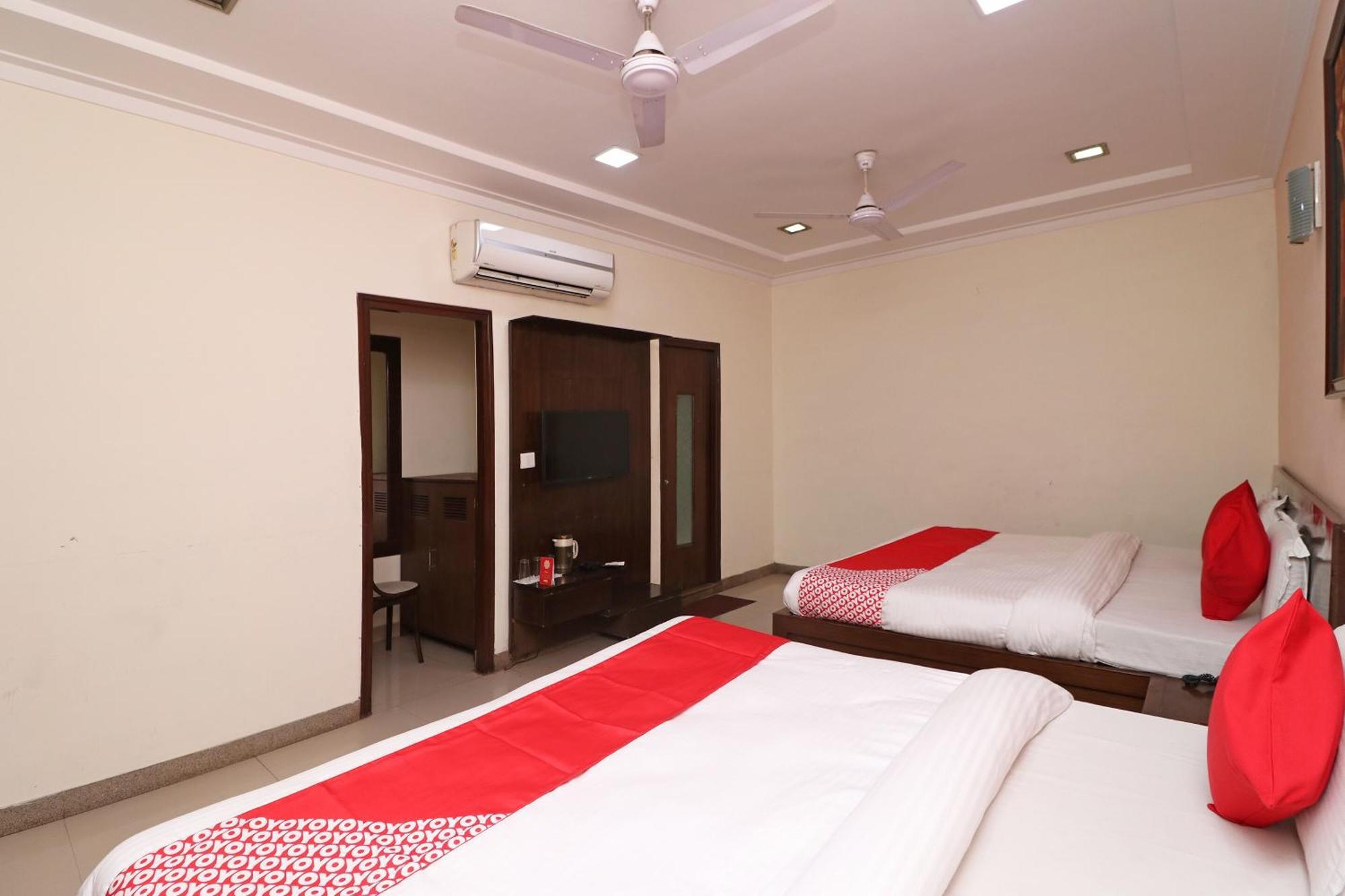 Hotel Oyo 16147 Jyoti Continental Agra Agra (Uttar Pradesh)
