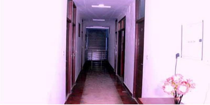 Hotel Oyo 16147 Jyoti Continental Agra 3*