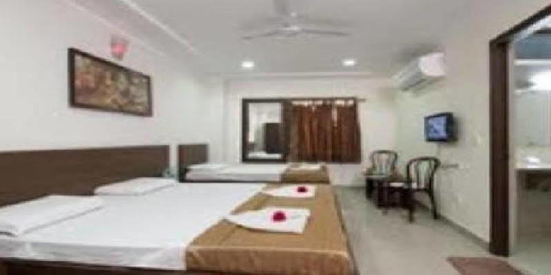 Hotel Oyo 16147 Jyoti Continental Agra 3*